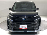 「フロントマスク」です。車の印象を決めるのは【顔】。この車の顔つきは、きっとあなたにピッタリ!?