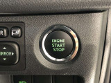 エンジンスタートスイッチです。キーが車内にあれば、エンジンの始動や停止はスイッチを押すだけ!キーを取り出す手間を省き、ワンプッシュで操作できるので簡単でスムーズです。