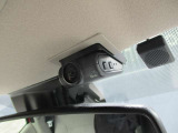 日産純正ドライブレコーダー前後付きです(室内型)
