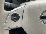 ナビに直接触れなくても、ハンドルスイッチで音量やキー変更ができます。