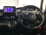 【Honda SENSING】いつもの道で、高速道路などで、安心・快適な運転を支援します。先進の安全運転機能システム搭載。