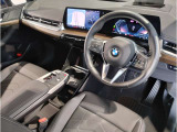 ☆センターパネルを運転席側に僅かに傾けたBMW独特のインパネ☆【駆け抜ける歓び】はここからもスタートしております☆