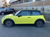 MINIオーナーのために設計されたオリジナルのMINI自動車保険がございます。車のことは全ておまかせください。