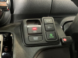 オートブレーキホールド機能付きです☆停車中にブレーキペダルから足を離しても、停車状態が続きます。渋滞、信号待ちの間等、安心です。アクセルを踏めば自動解除され、再発進できます。