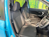 運転席シート廻りは使用感も少なく、良好な状態となっています。前オーナー様が丁寧に使っていたことがよくわかりますね。
