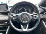 【純正革巻きステアリング】上質な革を使用することで、手にしっかり馴染みとても運転しやすいハンドルです♪