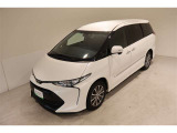 広々とした車内空間に優れた燃費性能。更にデザインも上質で人気のお車です!