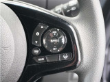 ◆アダプティブクルーズコントロール◆予め設定した車速内でクルマが自動的に加減速。前走車との適切な車間距離を維持しながら追従走行します。【LKAS】車線維持支援システムでステアリング操作を支援。