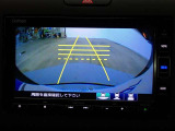 車庫入れなどを楽々サポート!バックモニター装備