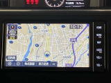 純正ナビを装備。タッチパネル式で使いやすく、お出かけもラクラクです。