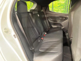 後部座席も気になるようなキズ・汚れやへたり等、大きなダメージはなく、良好な状態です。