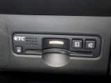 ETC車載器付きです。高速道路の料金所もスムーズに通過できます。