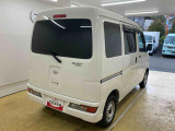 当店では車両本体価格以外に、諸費用を含めた支払総額も表示しておりますので、お客様の予算にピッタリのおクルマお選びができます。コーティングやJAFをセットにしたオトクな購入パックも好評です。