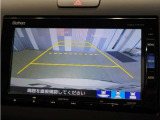 【バックカメラ】後退時も安心。リバース連動で画面が切り替わるのでとっても便利。