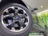 【純正17インチアルミホイール】外観にマッチした純正アルミホイールを装着しております。各種社外アルミホイールや、スタッドレスタイヤも取扱いしております。是非ご相談ください♪