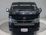 「フロントマスク」です。車の印象を決めるのは【顔】。この車の顔つきは、きっとあなたにピッタリ!?