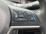 プロパイロットを装備☆アクセル、ブレーキをコントロー ルして前のクルマとの車間距離を保つ手助けをします。 白線を検知し、ハンドルをコントロールして直線道路、カーブにおいても運転支援してくれます!!
