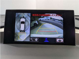 駐車が苦手な方にも安心なバックモニター付き