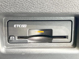 【ETC】高速道路の料金所をストレスなく通過!話題のスポットやサービスエリアに多い「スマートIC」利用時は必須のアイテムです。当店でセットアップを実施、ご納車当日からすぐにご利用いただけます!
