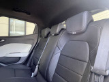 後部座席とても綺麗な状態となっております。