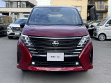 「車&rArr;充実のラインナップと確かな保証」 高品質車からお買い得な車まで豊富に取り揃え、安心して走れる「ワイド保証」でサポート致します。