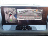 まるでお車を真上から見下ろしたかのような映像をナビに映し出してくれますので狭い駐車場でも周囲を確認する事が出来ますので非常に安心です♪