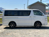 乗り降り楽々☆ご家族や同乗者に優しい一台です☆