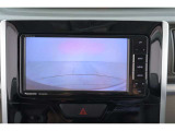 バックカメラが付いているので後方確認が非常にしやすいです。今や運転初心者も熟練者も必須装備!ついていて損はないですね♪
