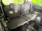 3列目シートはもちろん状態良好☆大人でもゆったりと座って頂けますので、大人数でのお出かけもラクラクです♪ご家族で、気の知れた仲間で、ドライブに行くのが楽しみですね♪