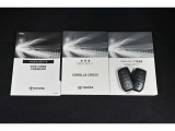 保証書・記録簿・取扱説明書と揃っております。キーの電池は新品にお取替えしてから納車させていただきますので安心してお乗りください。