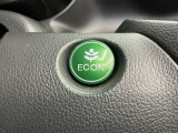エンジンやエアコンなどを協調制御し燃費の向上に有効なECONスイッチ付きです!