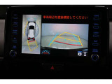 パノラマモニターでクルマの周囲の確認が出来て安心です。
