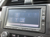ナビゲーションは純正メモリーナビ(VXM-184Ci)を装着しております。AM、FM、CD、Bluetoothがご使用いただけます。初めて訪れた場所でも安心ですね!