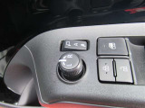 駐車時や狭い道でのすれ違い時に気を使うミラー。電動格納式ドアミラーはそんな時に便利です。