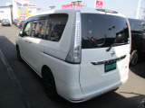 セレナ 2.0 20X Vセレクション+Safety 4WD 