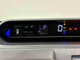 TFTカラ-マルチインフォメ-ションディスプレイ4.2インチの液晶画面に、安全・安心のコンテンツやオ-トエアコンのステ-タスなど、さまざまな運転情報を表示し見やすさにこだわったメ-タ-です♪