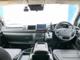 ハイエース 2.7 グランドキャビン 4WD 