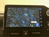 いまや必須装備「ナビゲーション」搭載!知らない場所にスイスイッとドライブ。もう、これなしではハンドルを握れませんね!でも運転中の操作は危険ですのでご注意ですね☆