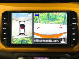 【アラウンドビューモニター】専用のカメラにより、上から見下ろしたような視点で360度クルマの周囲を確認することができます☆死角部分も確認しやすく、狭い場所での切り返しや駐車もスムーズに行えます。