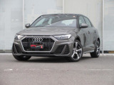 A1スポーツバック 25 TFSI Sライン 