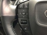 【ステアリングスイッチ】左です。ハンドルから手を離さず、運転に集中したまま手元でオーディオ操作等ができます。