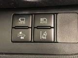 【TOYOTA SAFETY SENSE】走行中に前方の車両等を認識し、衝突の可能性がある時は警報音とブレーキで衝突回避と被害軽減をアシストしてくれます。