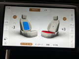 シートクーラー&ヒーター搭載!季節のよっては欠かすことのできないポイントの高い装備と言えます!ナビ画面で前後席共に操作可能。快適なドライブをお楽しみください♪