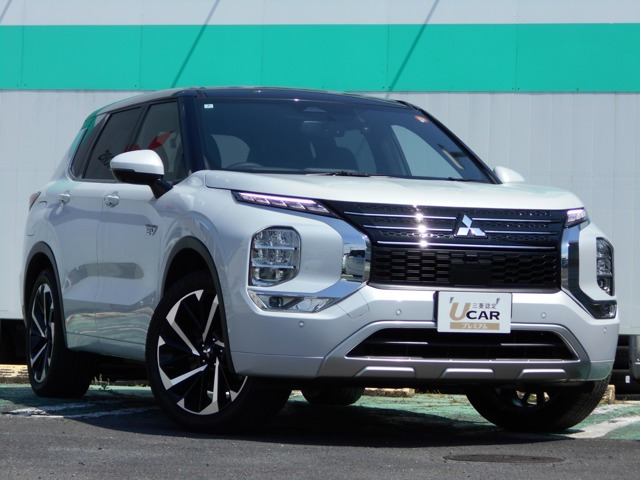 アウトランダー PHEV 2.4 P 4WD 