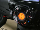 車内を年中快適に保ってくれるオートエアコン。