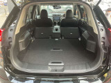 後部座席をたたむとラゲッジスペースもゆとりのあるスペースです。