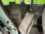後部座席も気になるようなキズ・汚れやへたり等、大きなダメージはなく、良好な状態です。