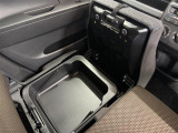 店舗にて現車の確認もいただけますので、お電話で在庫のご確認の上是非ご来店くださいませ。