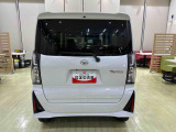 私どもはダイハツ正規ディーラー店舗となります。メーカー保証はもちろん中古車保証も全国最寄りのダイハツ正規ディーラーにてご利用いただけます(一部除く)