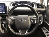 ハンドルは車を運転する上で、ずっと握っている重要なパーツです。手にフィットする物がいいですよね♪